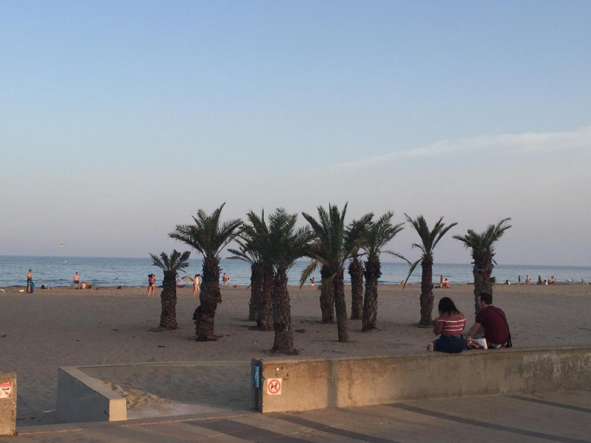 Narbonne Plage Appartement Vue Sur Mer Нарбон-Плаж Екстериор снимка